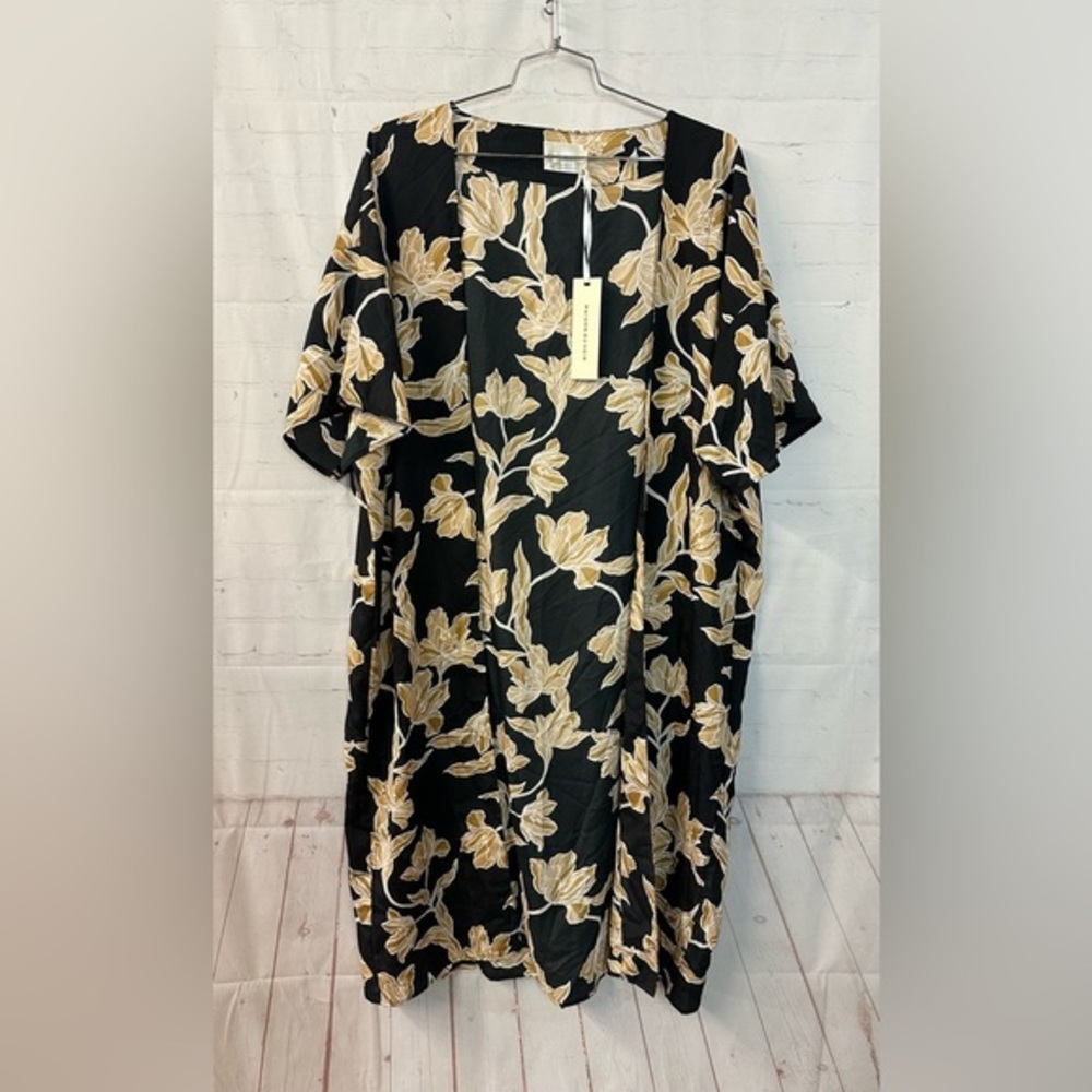 Maison Du Soir Cardigan size S/M NWT